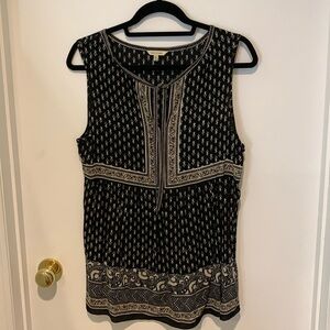 Max Studio sleeveless boho navy/taupe/cream top. Size S. VGUC.